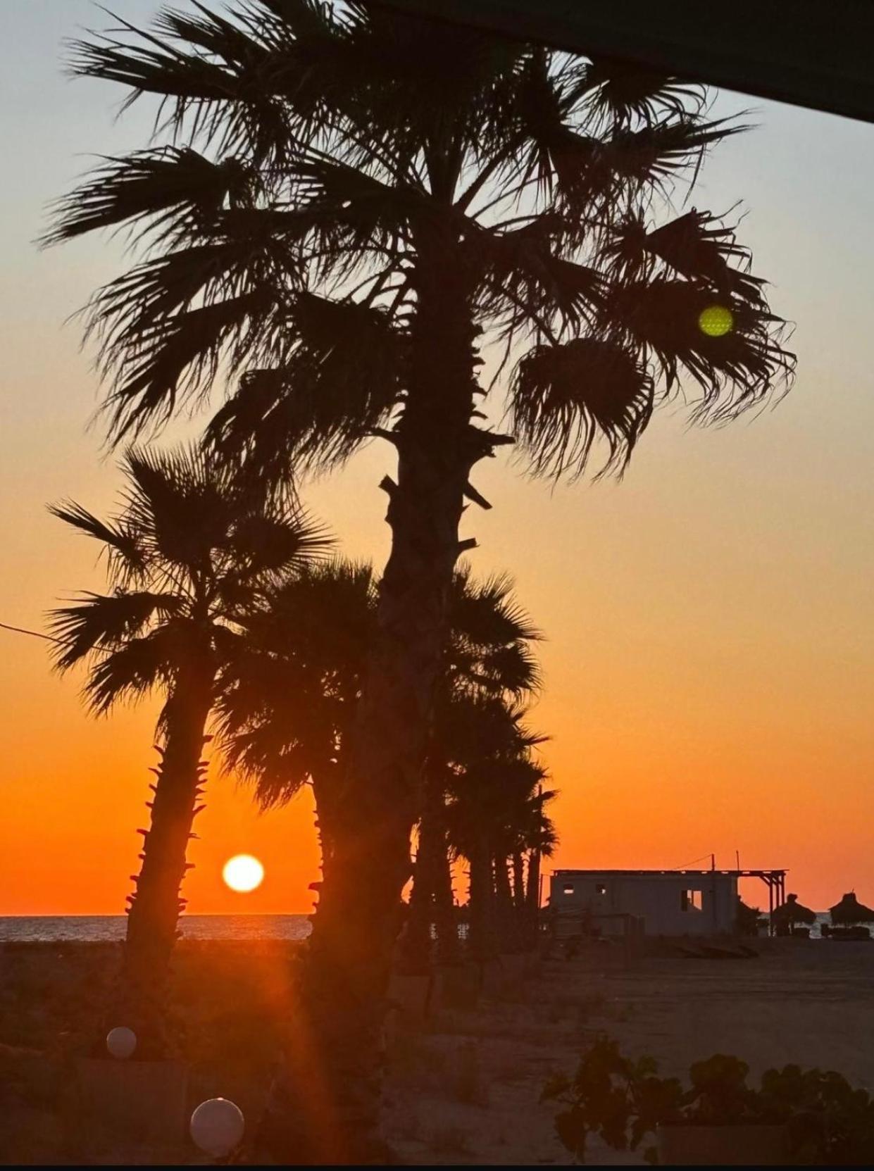 Saint Tropez Durres 호텔 Bisht Kamez 외부 사진